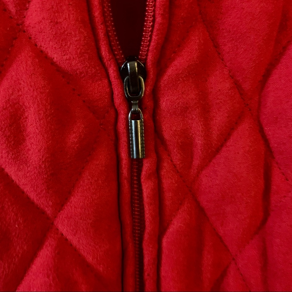 Relativity Vest - Picture 3 of 7